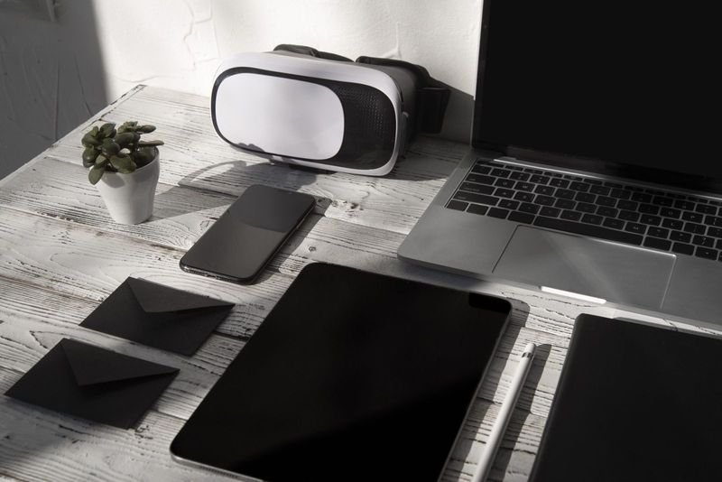 Akaen Group – Líder mundial en productos tecnológicos: gobernanza de precios en 150 resellers europeos